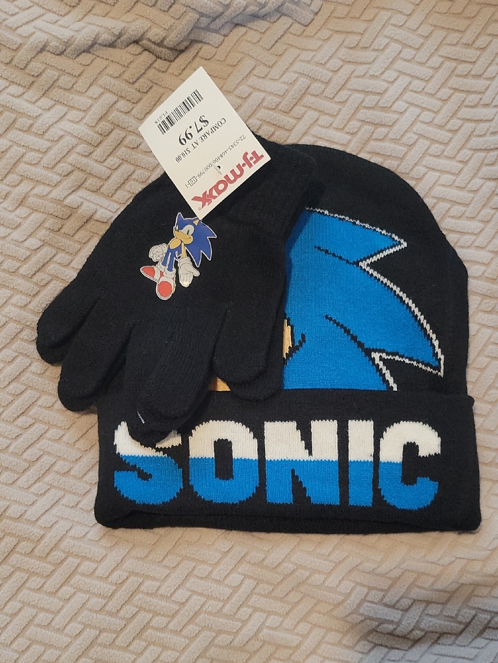 Black and Blue Sonic Knit Beanie with Gloves
